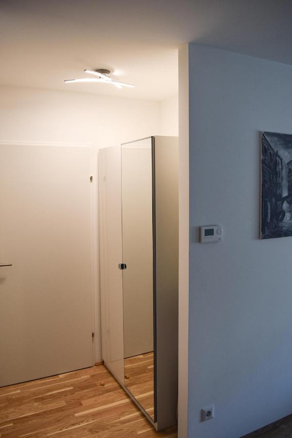 Cosy New Apartment 3Min To Vic/Uno-City And Danube Vienna Esterno foto